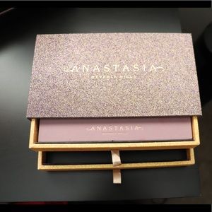 Anastasia Beverly Hills Modern Renaissance Palette